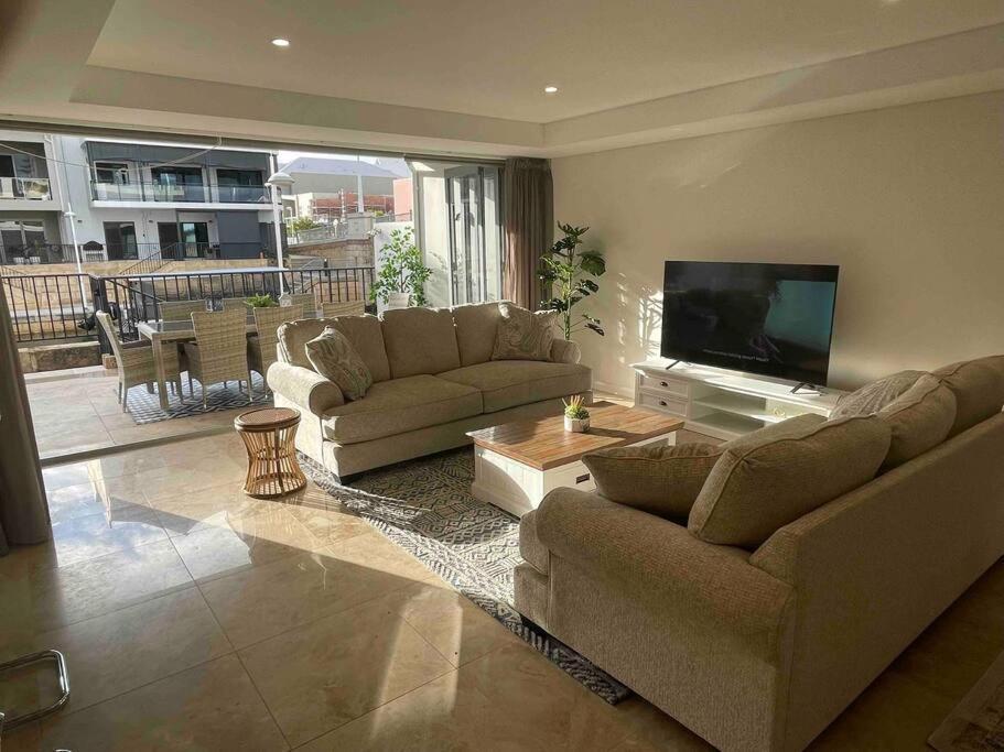Canal Vista Mandurah Exterior photo
