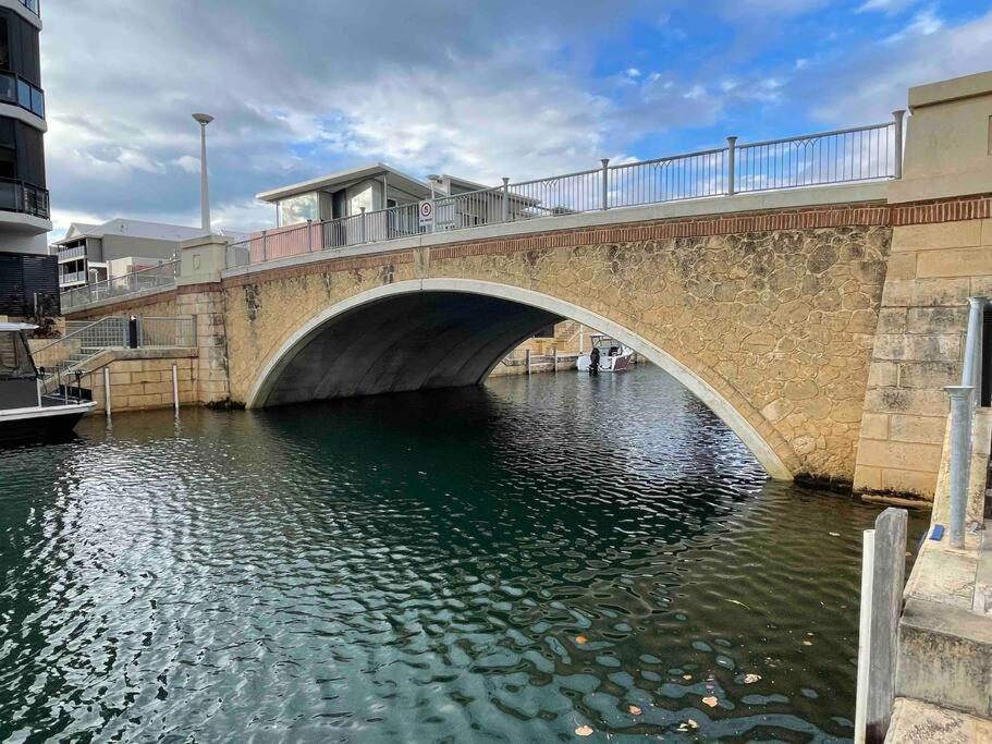 Canal Vista Mandurah Exterior photo